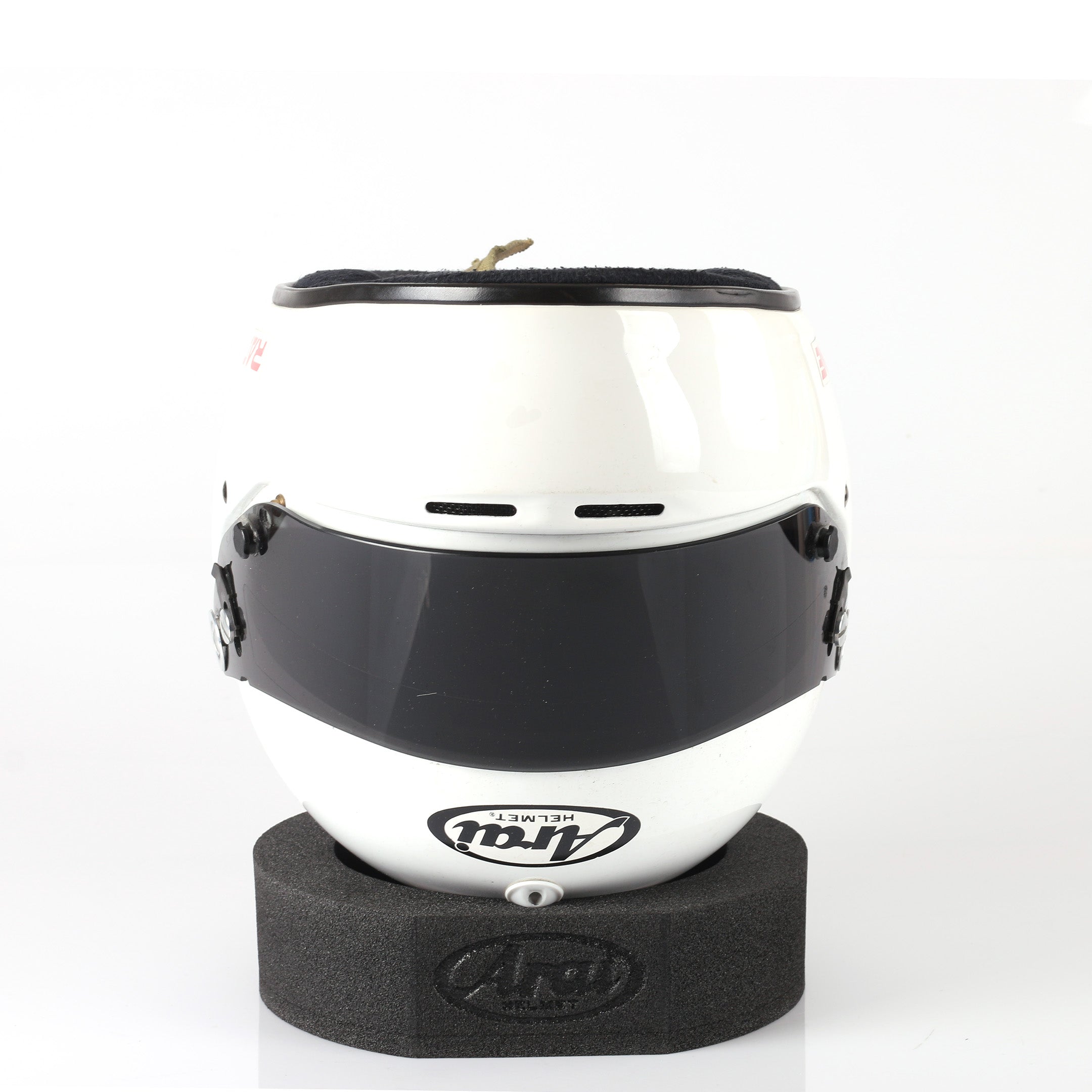 Arai-huolto kypärille